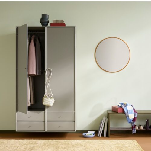 Kast Montana Selection Attire IV